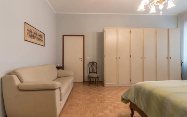 Rialto Bridge Venetian Style