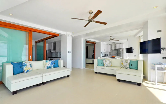 Spectacular Oceanview Penthouse