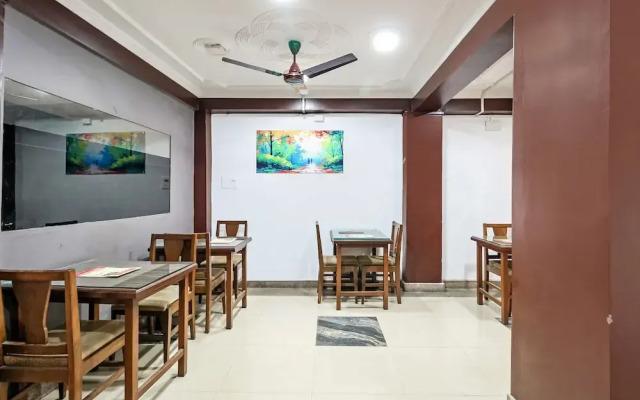 OYO 26454 City Star Hotel & Restaurant