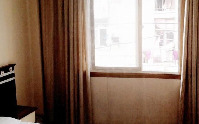 Huangting Hotel