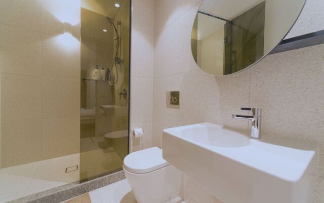 Fawkner Apartment 1B1B