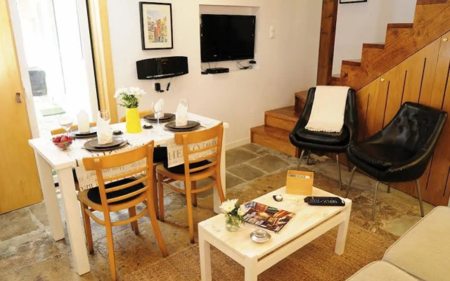 Alfama Terrace