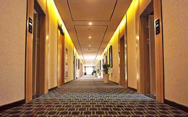 Shangpin Hotel (Luyi Minglu Road)