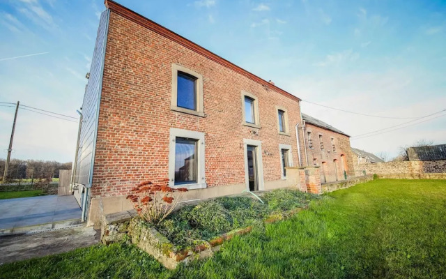 Spacious Holiday Home in Gesves With Garden