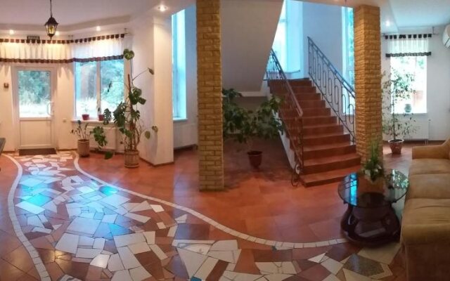 Hotel Aragvi