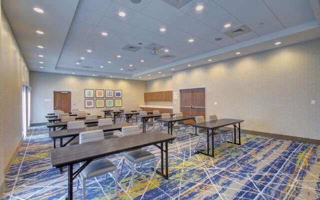 Holiday Inn Express & Suites Charlotte Southwest by IHG
