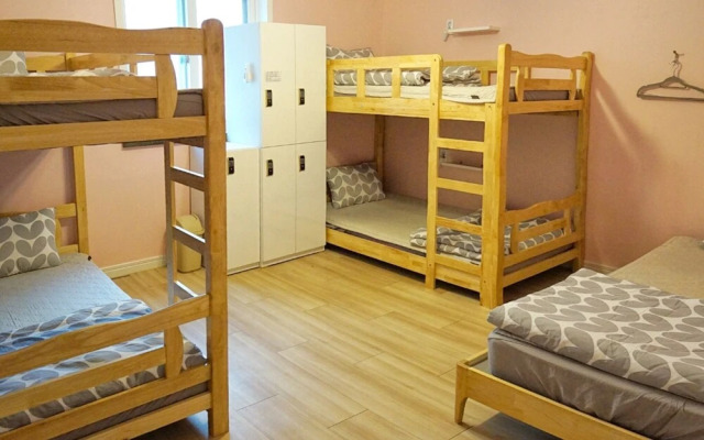 Tongyeong With Guest House