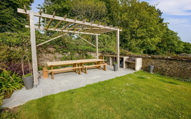 Little Redlap - Delightful Views Near Dartmouth