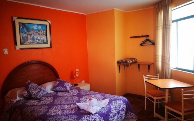 Hostal Shalom