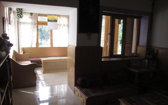 New Moon Guest House