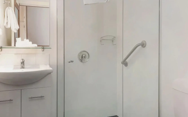 Marquis Hotel Motel