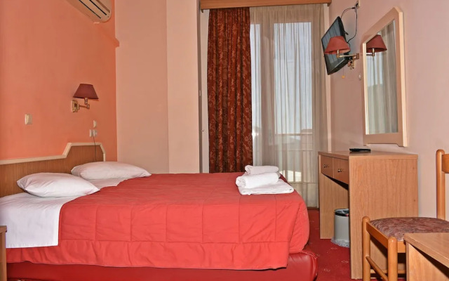 Iniohos Hotel Restaurant