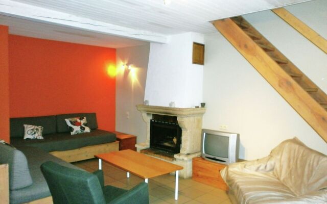 Tidy Holiday Home With Fire Place Close to Malmédy