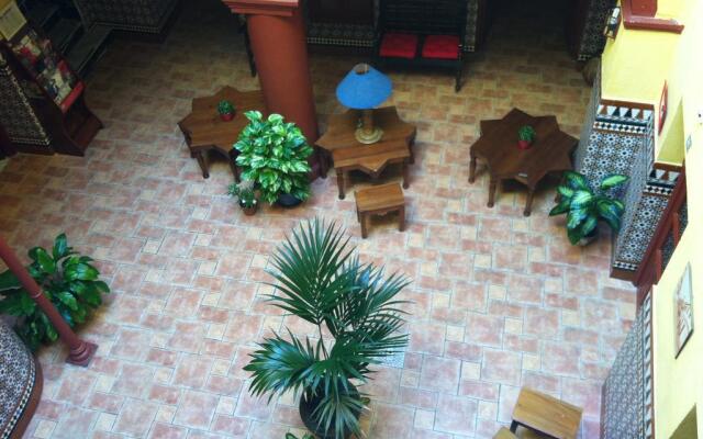 Vivian's Guest House