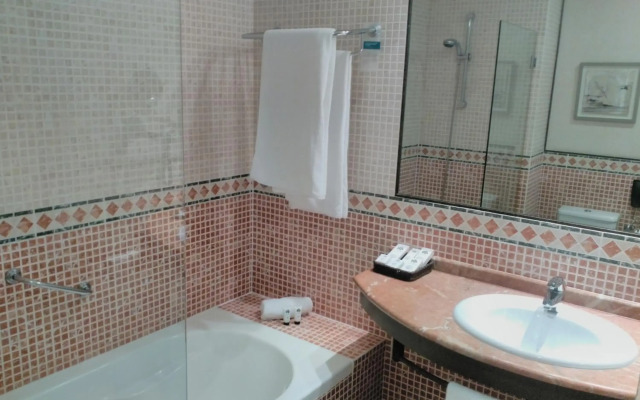 Hotel Nuevo Portil Golf