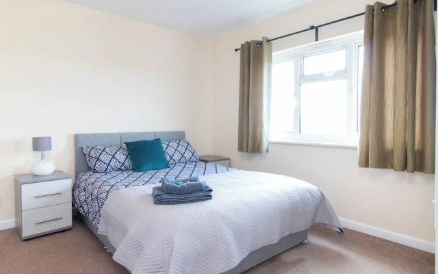 Thornbury Guest House Room 8