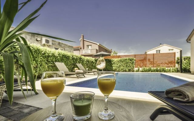 House Jolumar Biograd na Moru