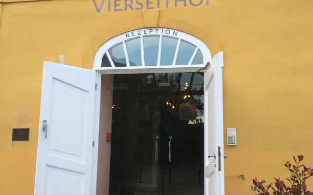 Hotel Vierseithof Luckenwalde