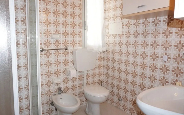 Cozy Apartment With Balcony