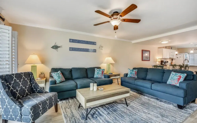 Largo Mar by Book That Condo