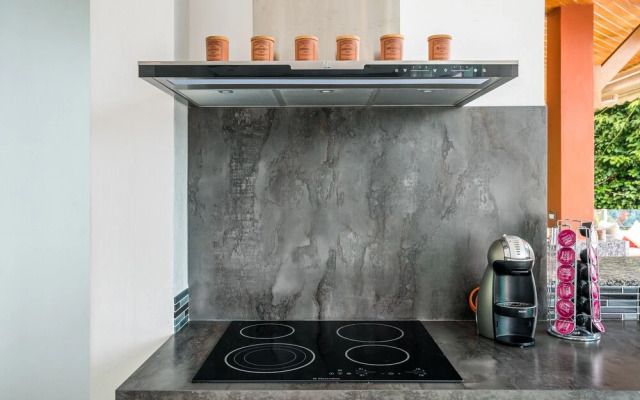 Parinda Villa in Naka Hills