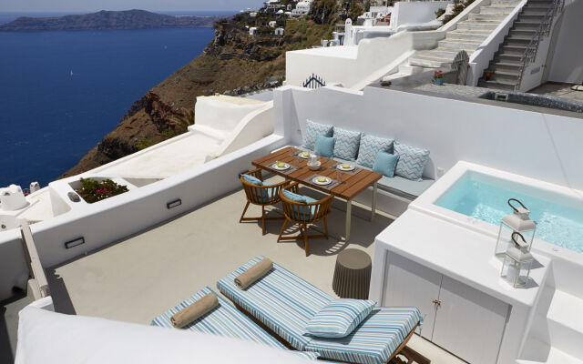 Olea Cave House
