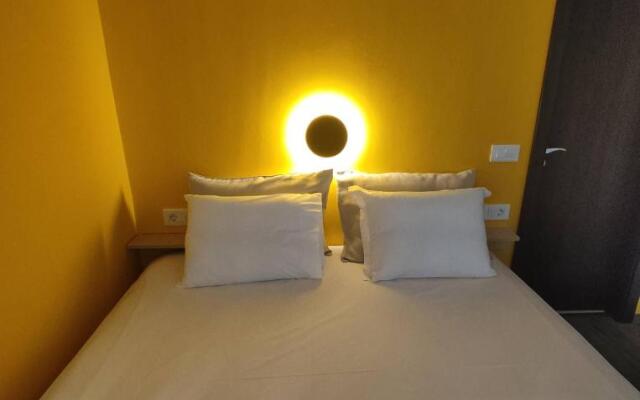 PETMEZA APARTMENT 1 by DIMITROPOULOS