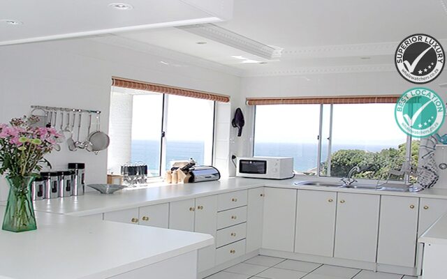 Crows Nest Fish Hoek Bay