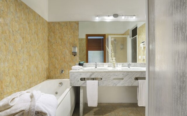 La Pergola Apartments