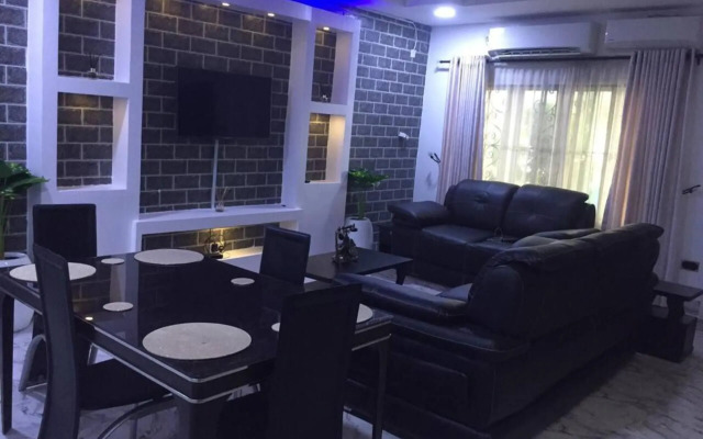 Beautiful 2-bed House in Lekki Lagos