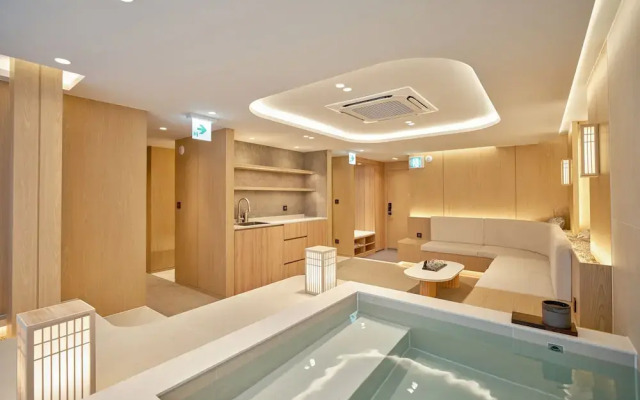 UH Suite The Coex