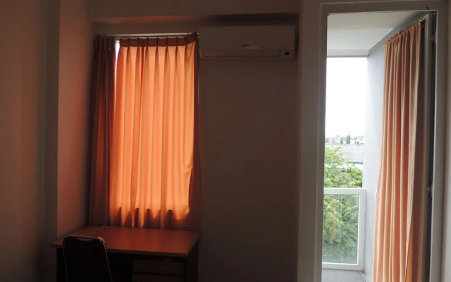 V Apartment