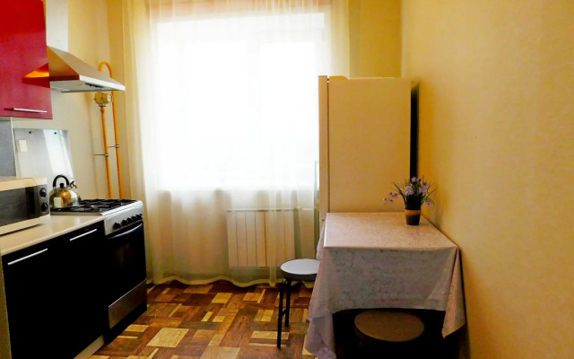 Apartments on Podstepnovskaya street 28