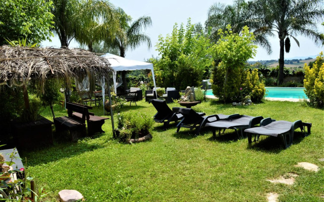 Villaggio Naif Mimosa