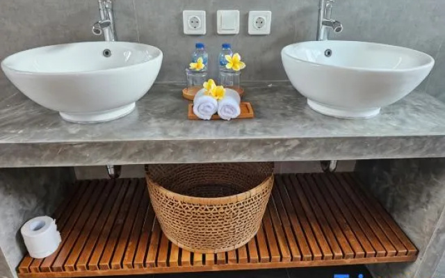 Villa Mandari West Bali  | Stunning 6-Person Pool Villa Bali – Bathroom – Melaya
