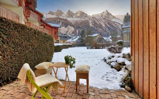 Petite Jardin: Residence Via des Traz B