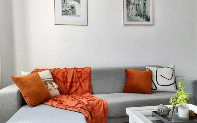 Theasis Apartments