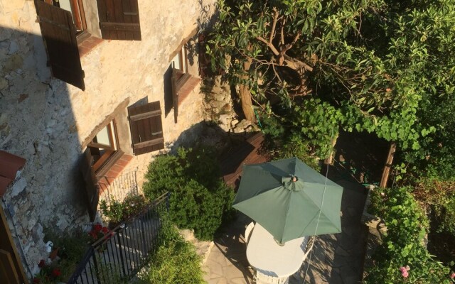 Sainte Agnès Cottages