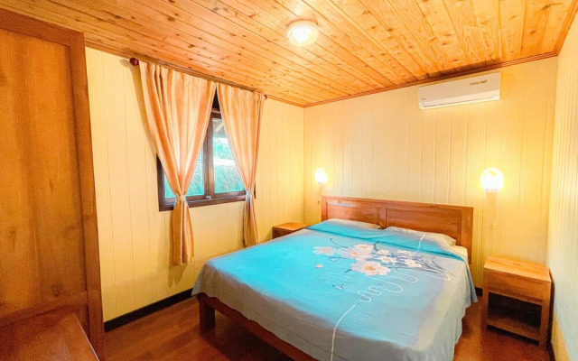 Moorea Golf Lodge