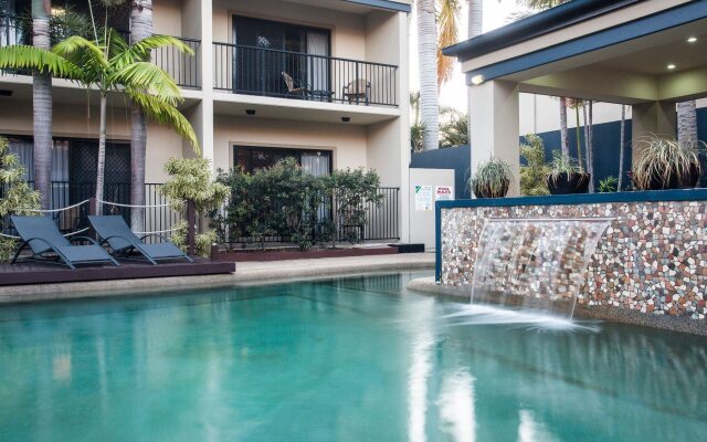 Coral Cay Resort