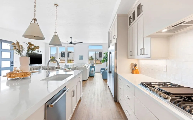 Beachcomber Bliss 8 Bedroom Townhouse