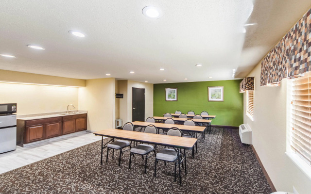 Quality Inn Decatur near US-224