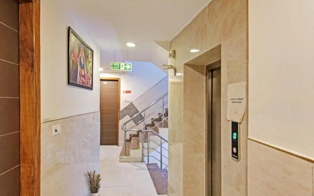 Oyo Flagship 807479 Hotel Collection