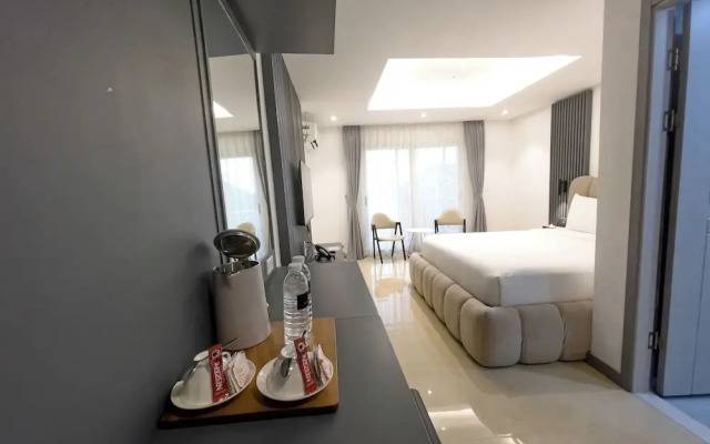 The Clover Hotel