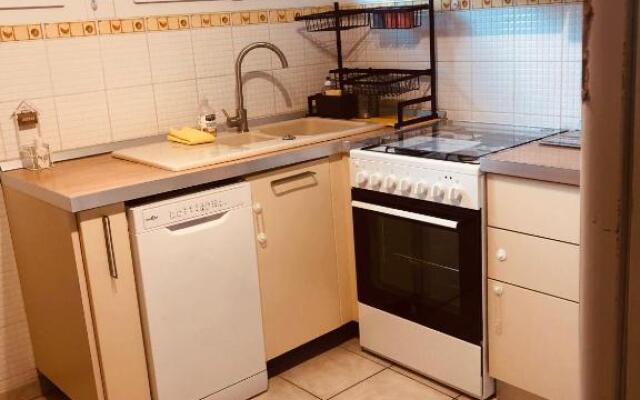 Chez Mamie Villa T2 à Sanary maison chaleureuse et ensoleillée