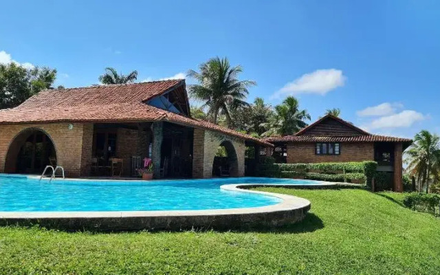 Praia Dos Carneiros Resort