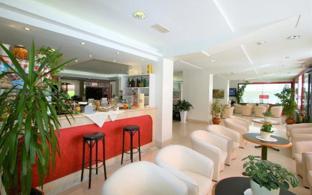 Hotel De Amicis