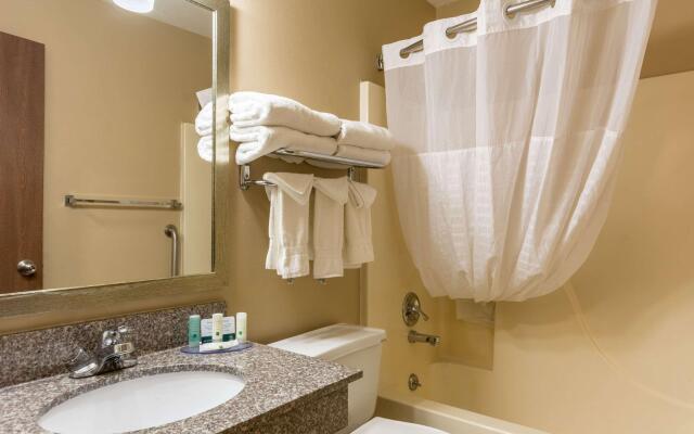 Quality Inn I-74 Batesville