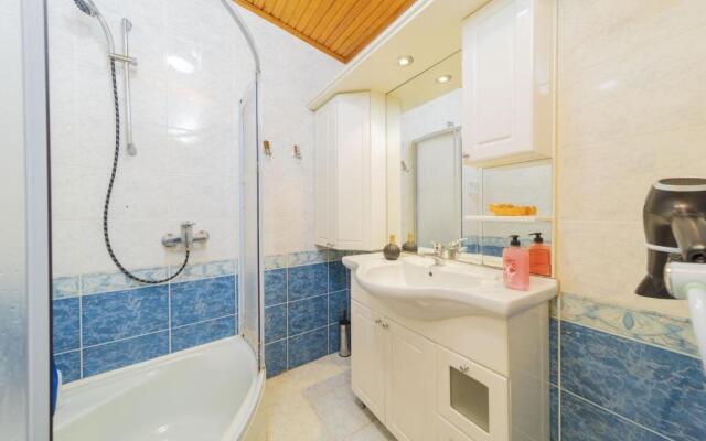 Flat With Terrace Next To Konyaalti Beach
