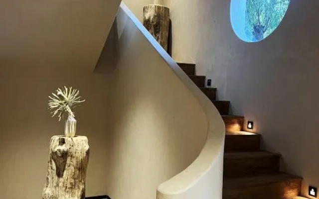 Raphael | Snow View Villa & Holiday Manor (Napahai Scenic Area) – Hotel Rooms – Shangri-La